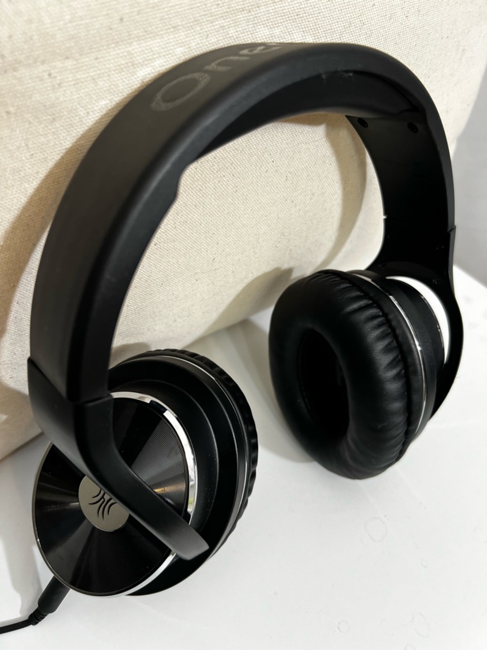 OneOdio Studio Hi-Fi Wired Over Ear Headphones Isolation Dual Jack